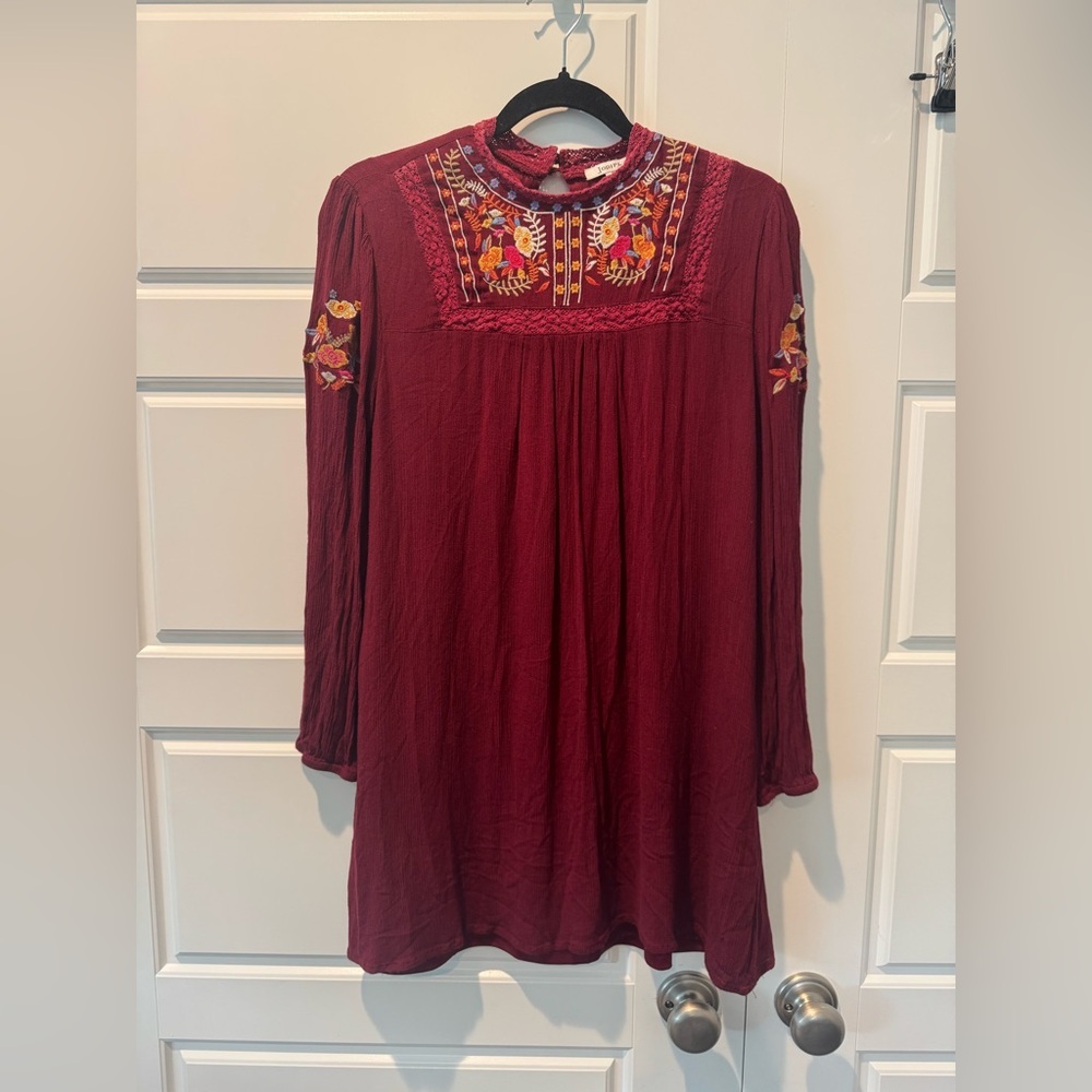 Jodiful Bohemian Style Maroon Long Sleeve Mock Neck Mini Dress Embroidered Small